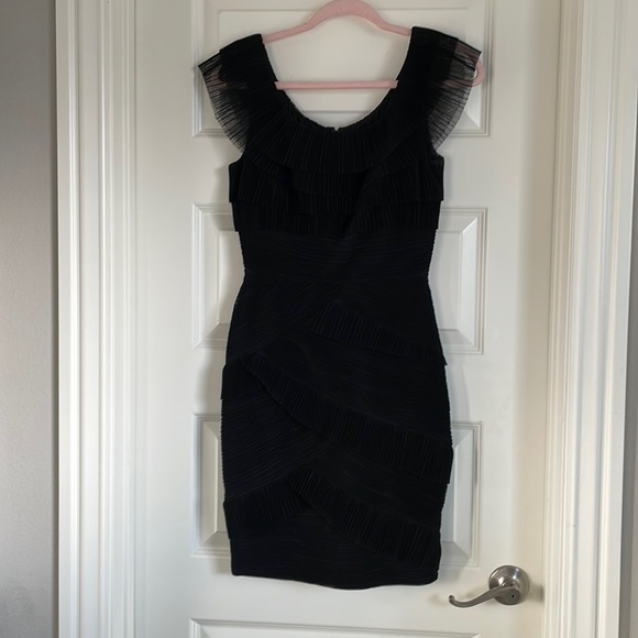 BCBGmaxazria BLACK RUFFLE DRESS - Picture 3 of 6